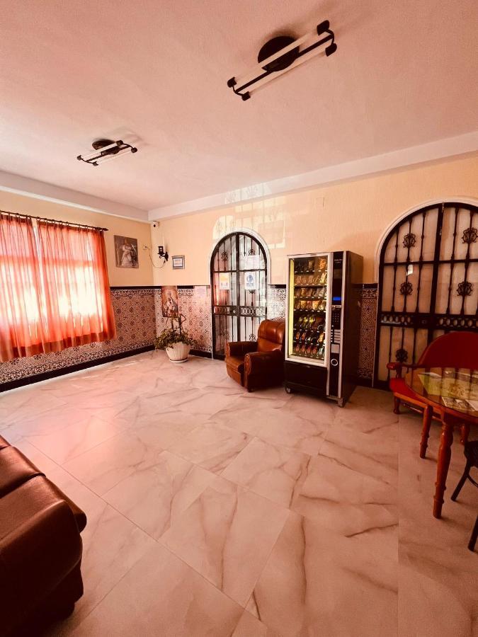 Hostal Muriel Aljaraque Εξωτερικό φωτογραφία