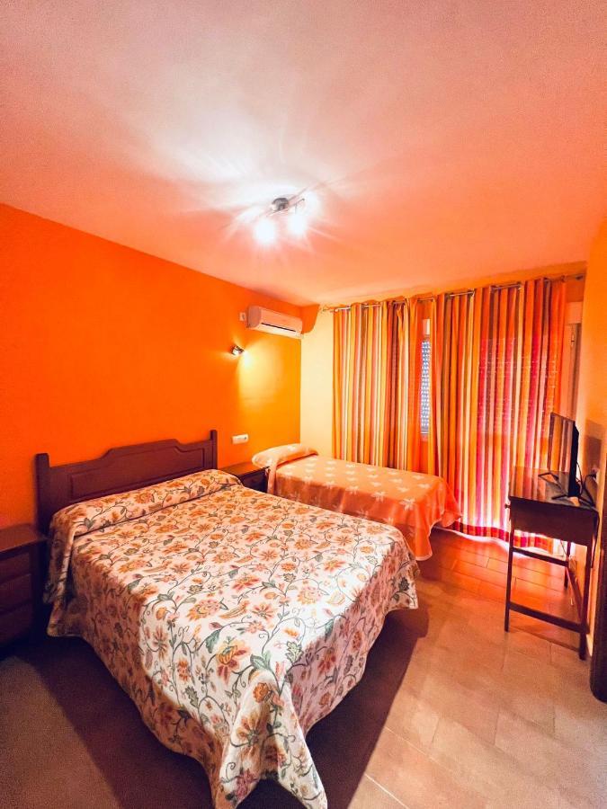 Hostal Muriel Aljaraque Εξωτερικό φωτογραφία
