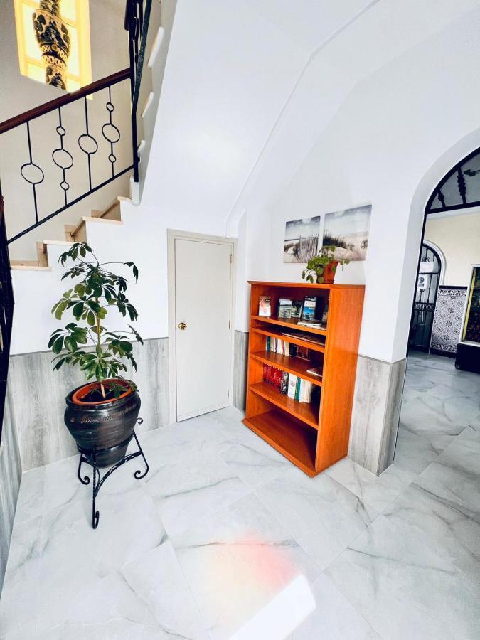 Hostal Muriel Aljaraque Εξωτερικό φωτογραφία