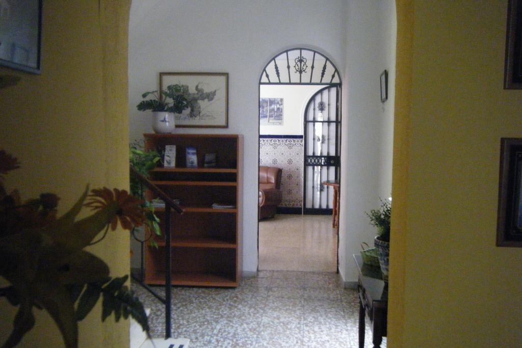 Hostal Muriel Aljaraque Εξωτερικό φωτογραφία