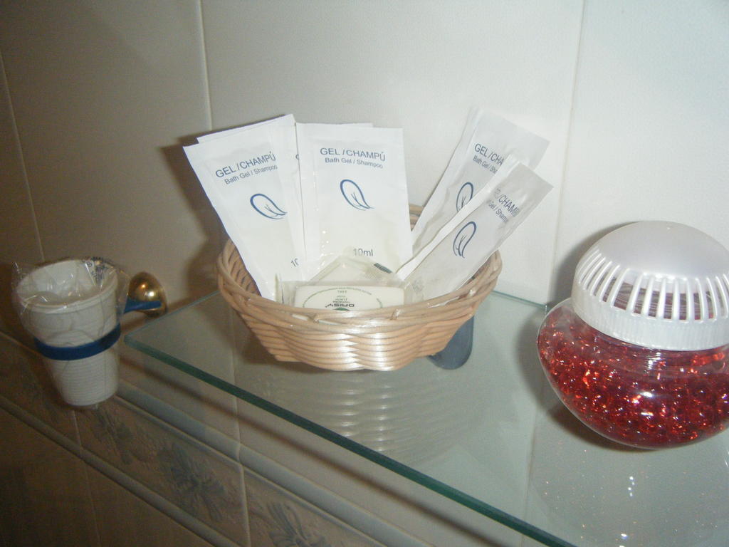 Hostal Muriel Aljaraque Δωμάτιο φωτογραφία