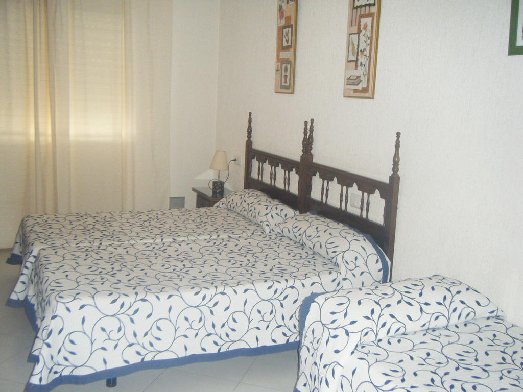 Hostal Muriel Aljaraque Δωμάτιο φωτογραφία