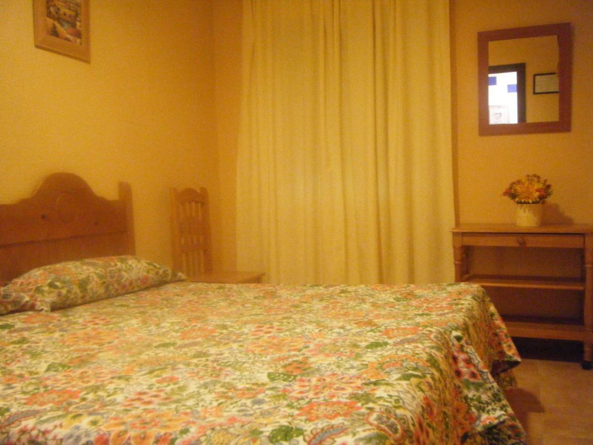 Hostal Muriel Aljaraque Δωμάτιο φωτογραφία